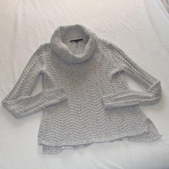 WHBM WHITE HOUSE BLACK MARKET Silver & Gray Long Sleeve COWL Neck SWEATER Sz S - Picture 3 of 8